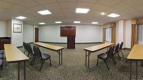Hotel Express & Buford-mall Of Georgia, An Ihg