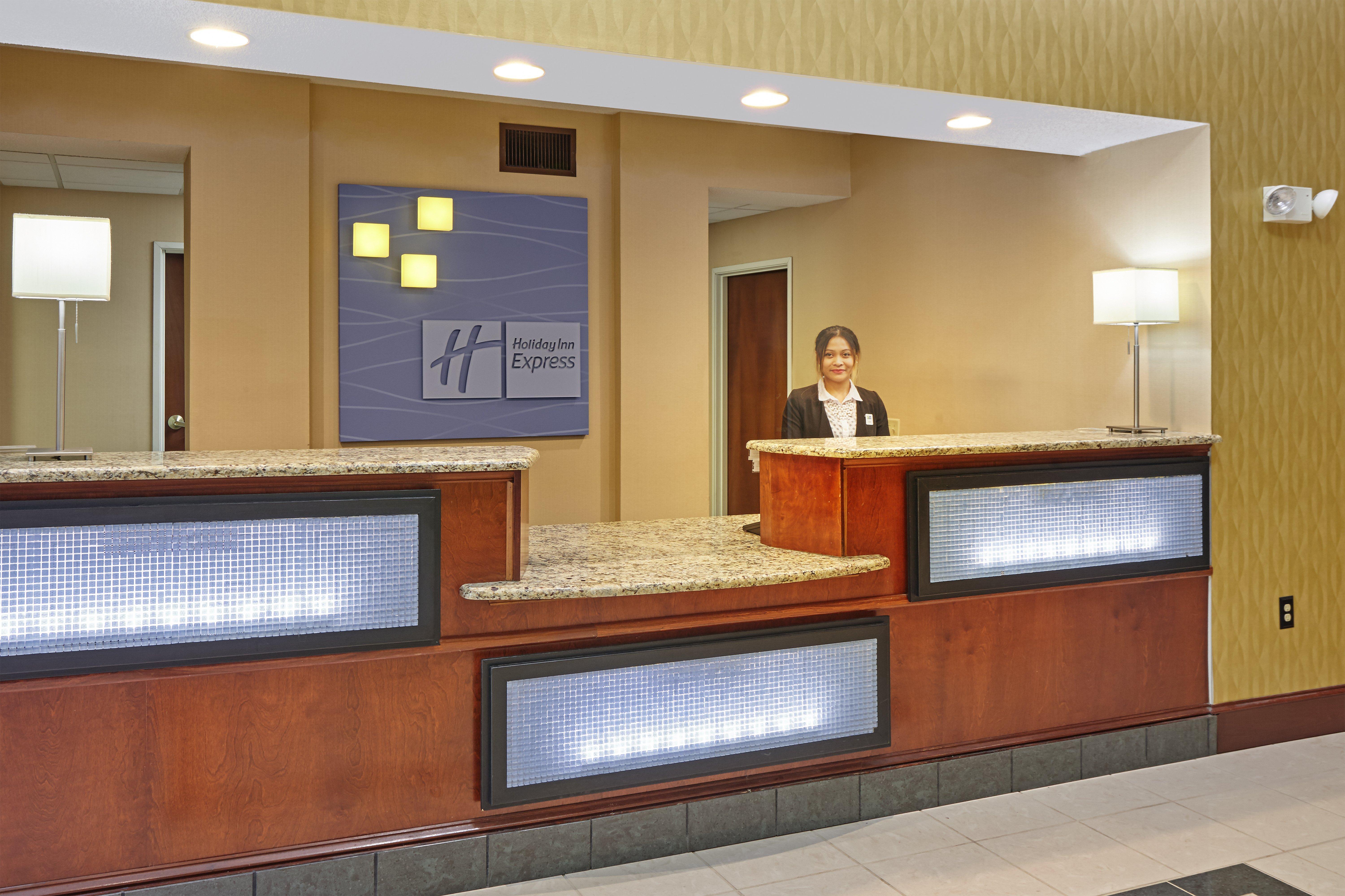 Express & Buford-mall Of Georgia, An Ihg