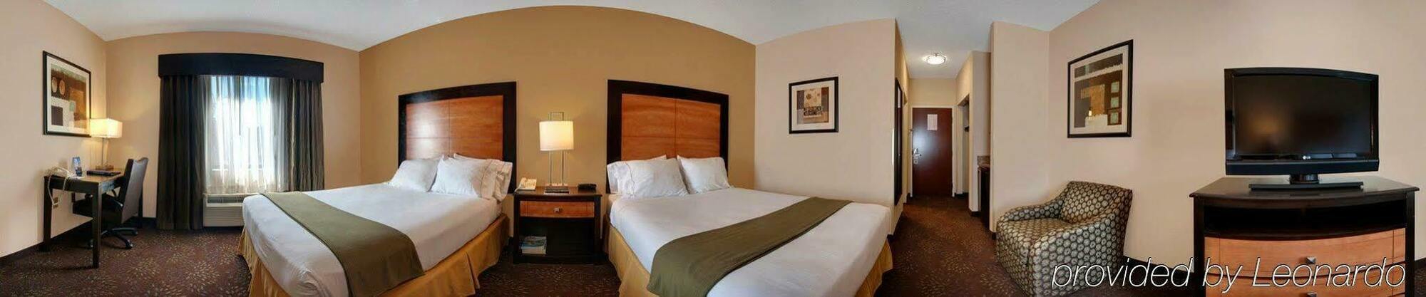 Hotel Express & Buford-mall Of Georgia, An Ihg Buford