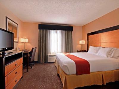 Express & Buford-mall Of Georgia, An Ihg Hotel 3*